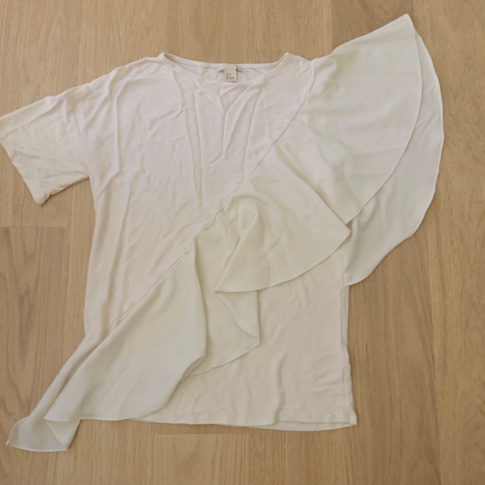 EUC H & M blouse.